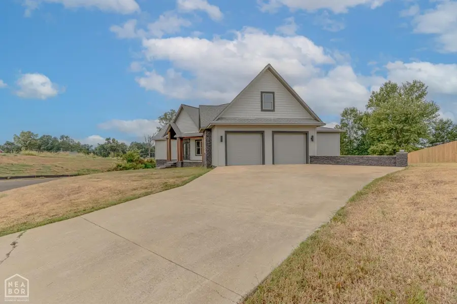 1310 Bridges Avenue, Wynne, AR 72396 - #3
