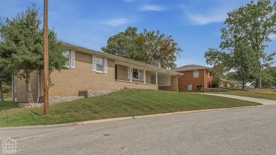 1509 Crestview Dr, Paragould, AR 72450 - #2