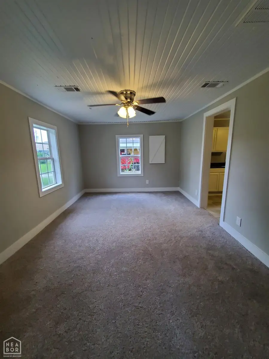 1507 W Emerson Street, Paragould, AR 72450 - #2