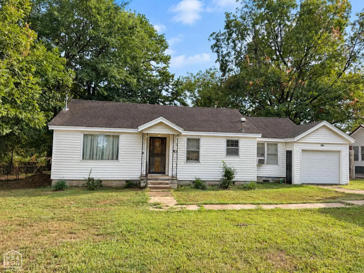 907 Sims, Jonesboro, AR 72401 - #1