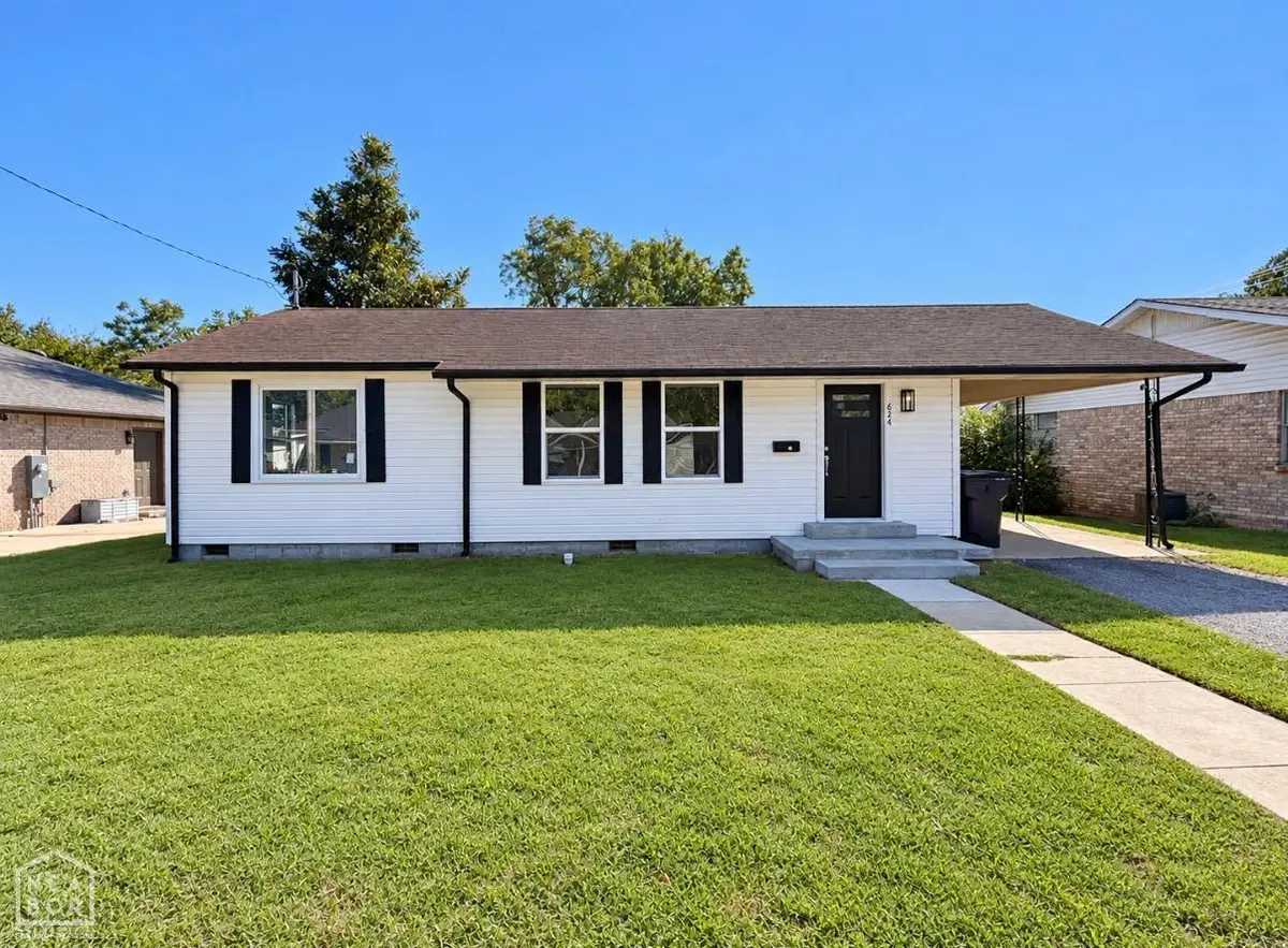 624 W Thompson, Paragould, AR 72450 - #1