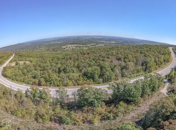 5 Heber Springs Road, Locust Grove, AR 72550