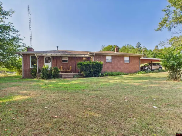 1011 OLD MILITARY ROAD, Mountain Home, AR 72653