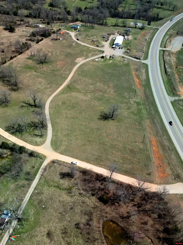 Lot 2 HWY 62, Yellville, AR 72687