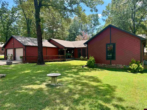 1712 VAN BUREN AVENUE, Mountain Home, AR 72653