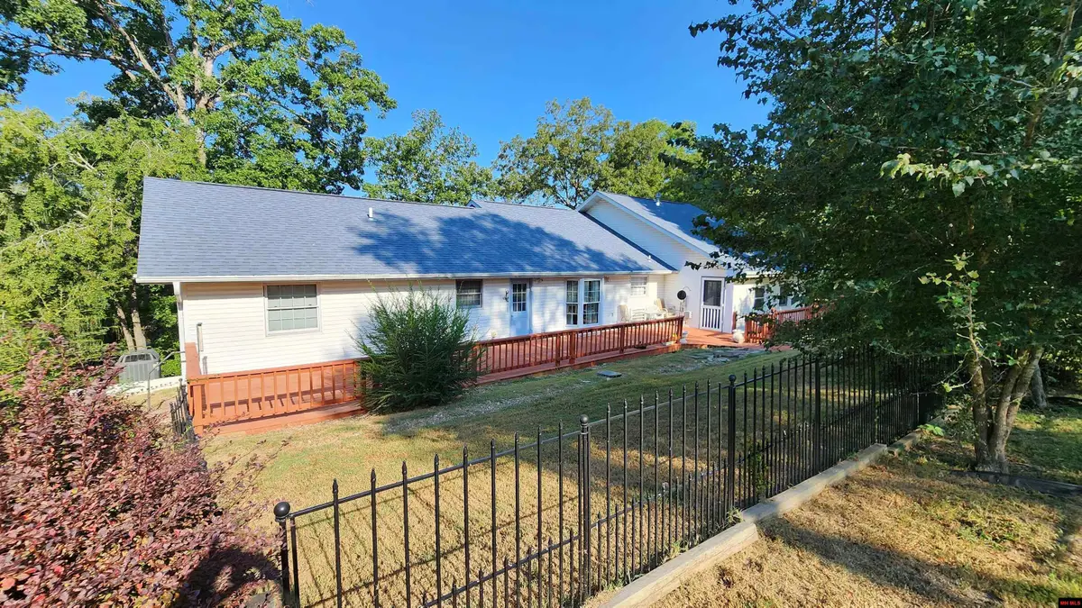 185 WESTMORELAND DRIVE, Bull Shoals, AR 72619 - Image #1