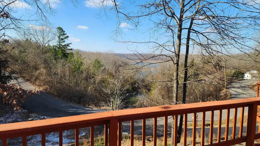 185 WESTMORELAND DRIVE, Bull Shoals, AR 72619 - Image #3