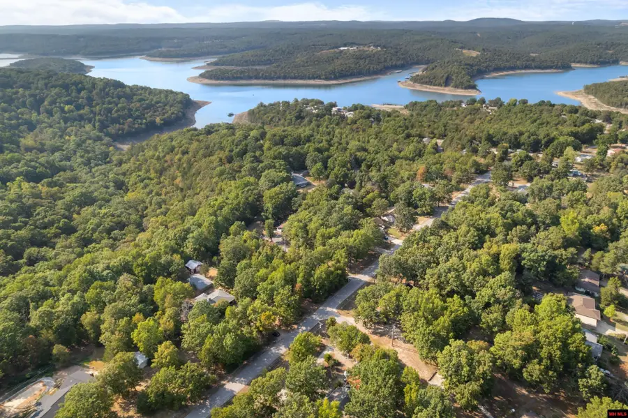 462 HOWARD CREEK ROAD, Midway, AR 72651 - Image #2