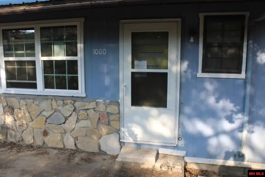 1000 BROADWAY, Yellville, AR 72687 - Image #2