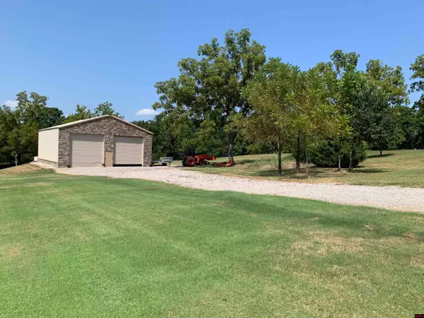 546 RUSTIC SUNSET LANE, Gassville, AR 72635