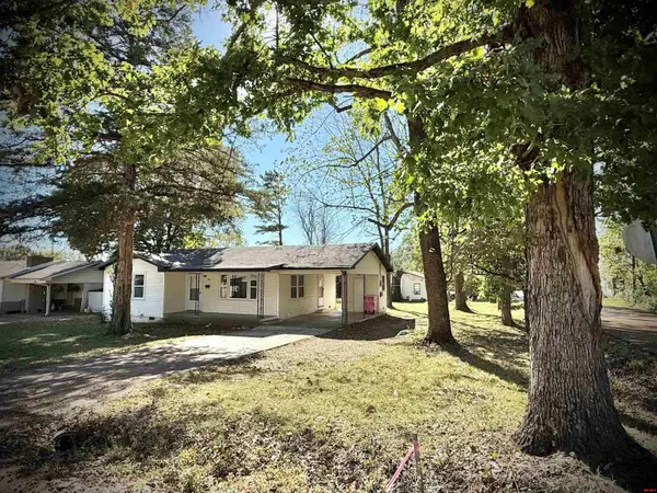 302 E 12TH STREET, Mountain Home, AR 72653