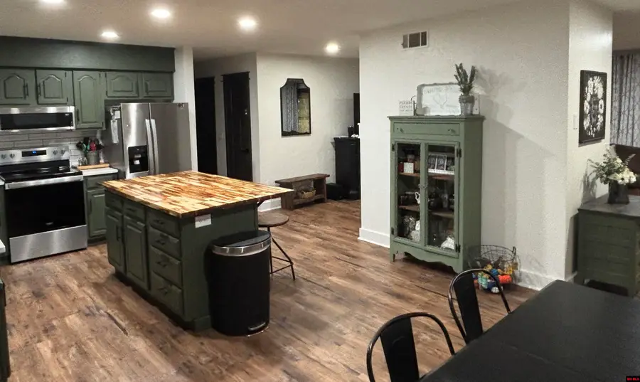 156 AMBERWOOD LANE, Mountain Home, AR 72653 - Image #3