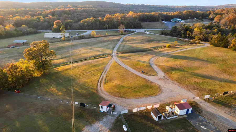 192 SUMMERWOOD LANE, Flippin, AR 72634 - Image #3