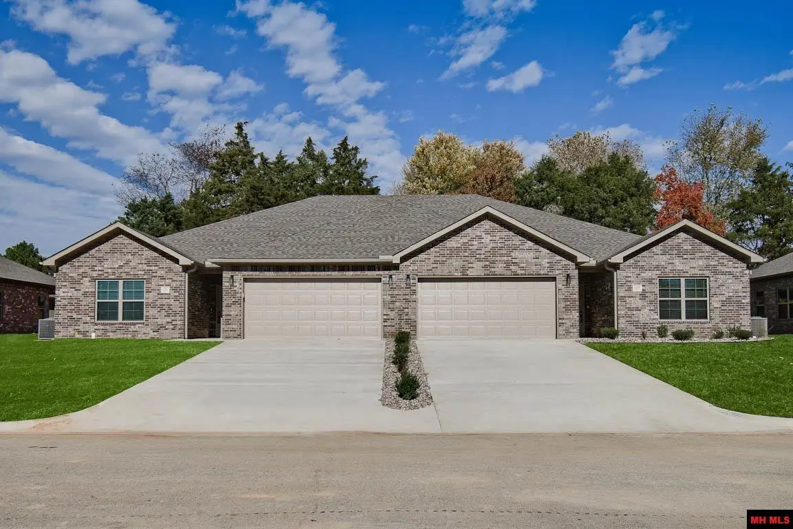 1027 NOTTINGTON STREET, Mountain Home, AR 72653 - Image #1