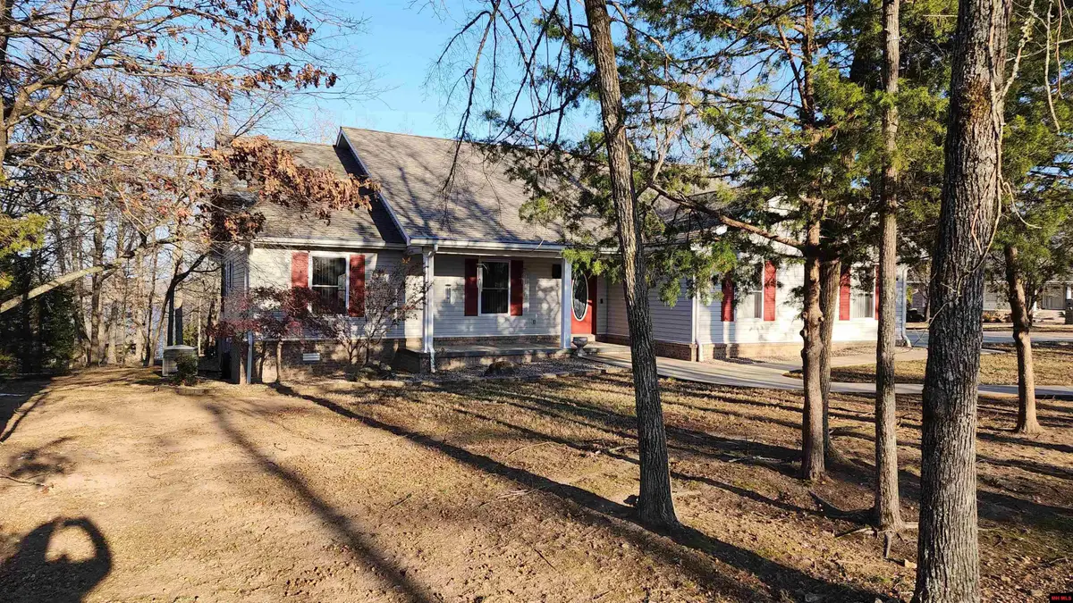 114 OVERHILL DR, Bull Shoals, AR 72619 - Image #1