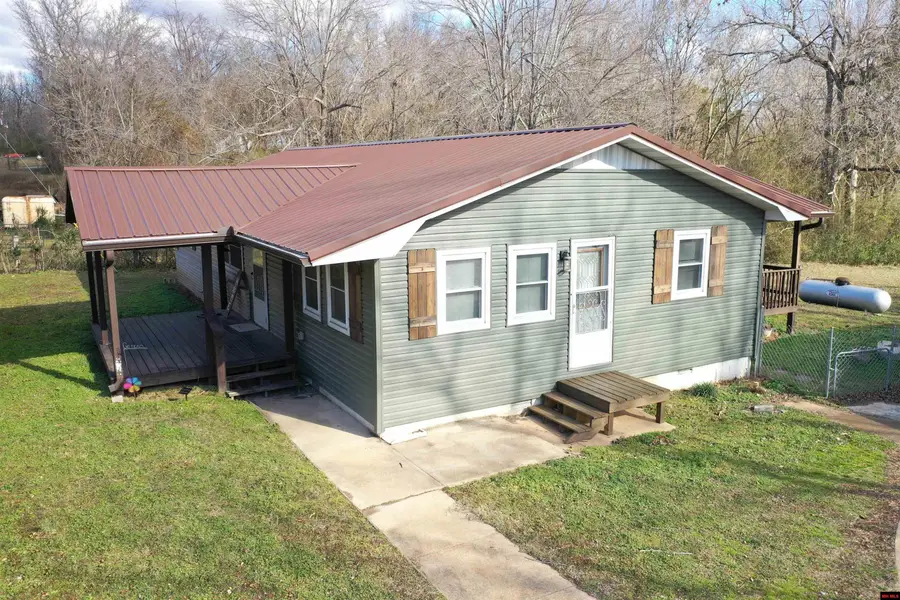 125 N BIRCH STREET, Salem, AR 72576 - Image #2
