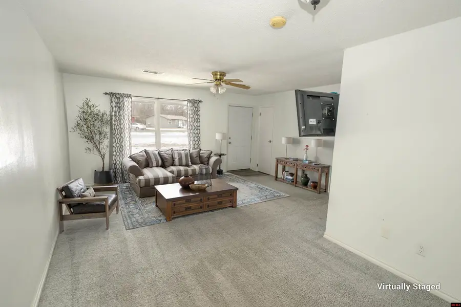 413 BOMBER BOULEVARD, Mountain Home, AR 72653 - Image #2