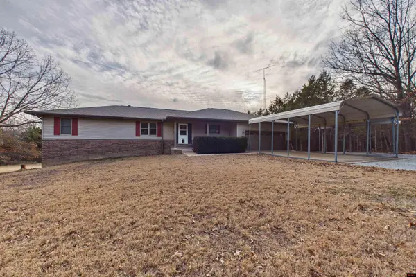 822 CR 772, Midway, AR 72651