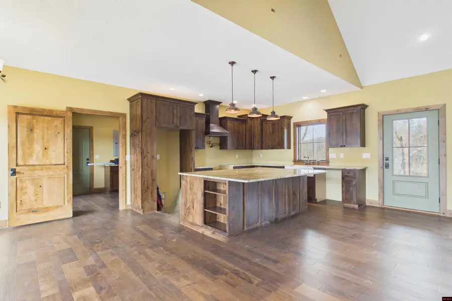 77 NATHAN TERRACE, Norfork, AR 72658 - #3