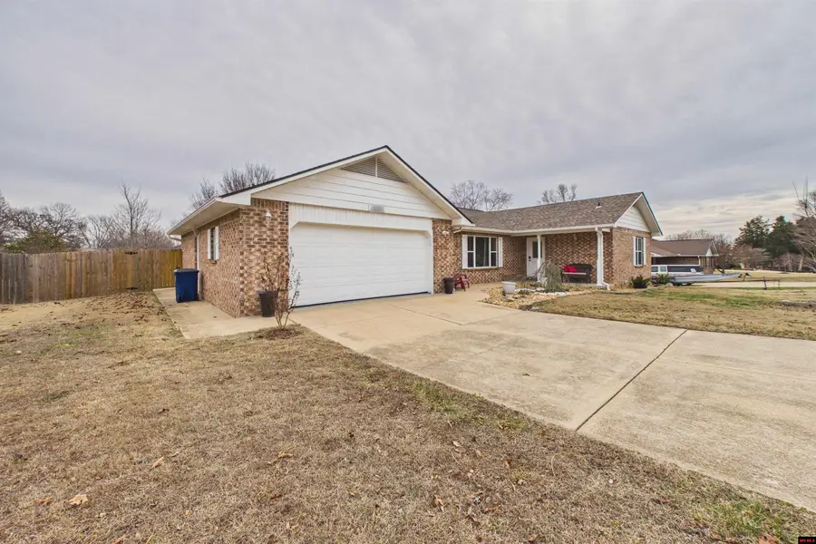 2022 FULLER, Mountain Home, AR 72653 - #2