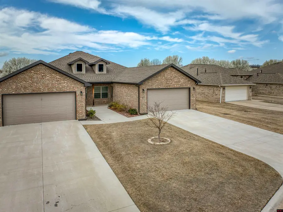 212 TURNBERRY COURT, Mountain Home, AR 72653 - #2