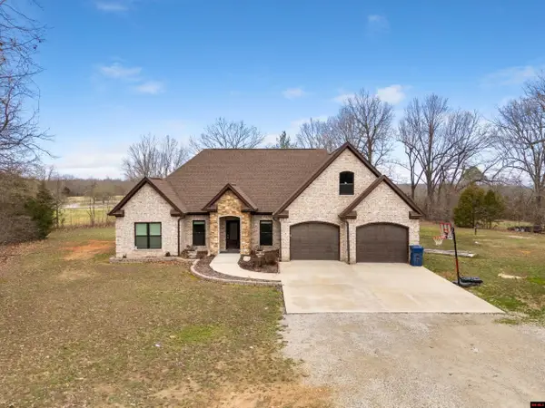 6 CR 343, Mountain Home, AR 72653