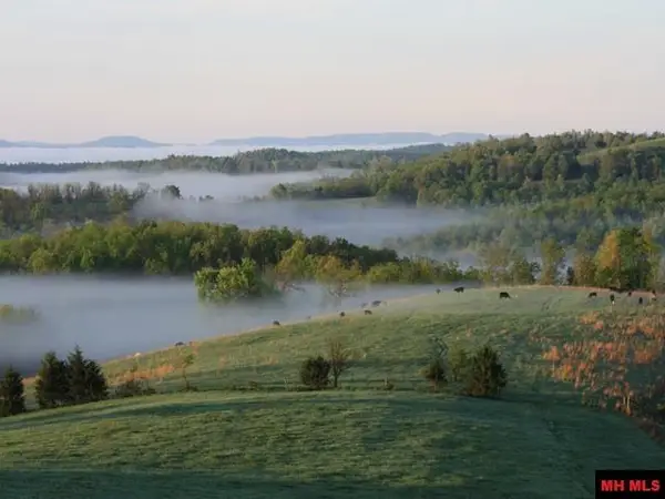 1182 MC 5012, St Joe, AR 72675