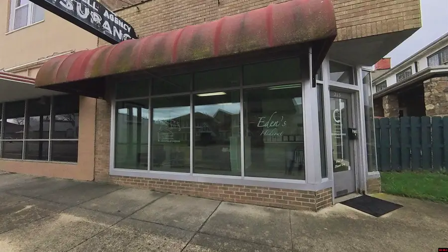 215 S GRAND AVENUE, Houston, MO 65483 - #2