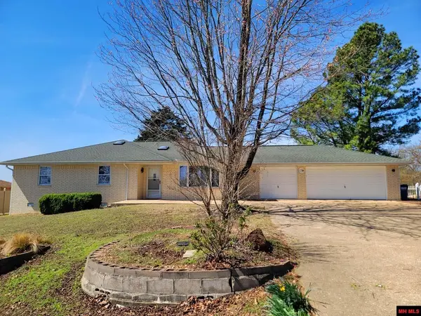 607 CLUB BOULEVARD, Mountain Home, AR 72653