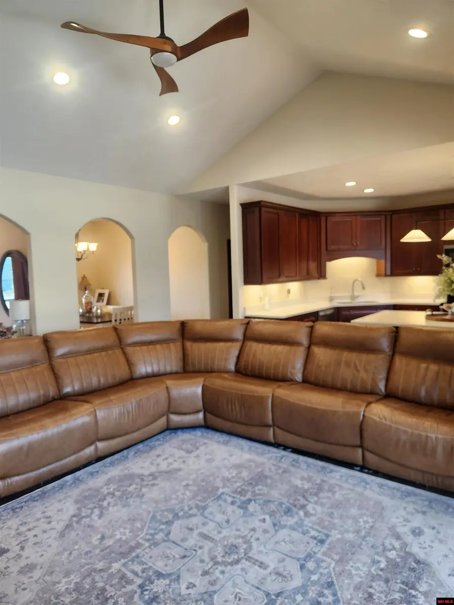 44 RIVIERA COURT, Mountain Home, AR 72653 - #3