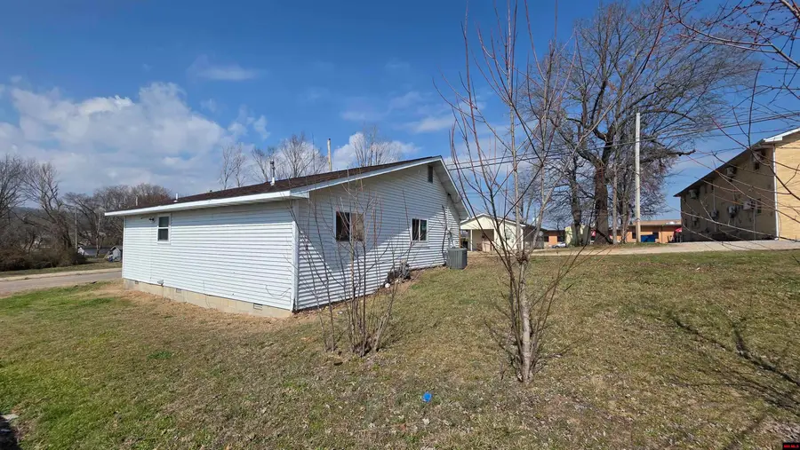 207 N 2ND STREET, Flippin, AR 72634 - #2