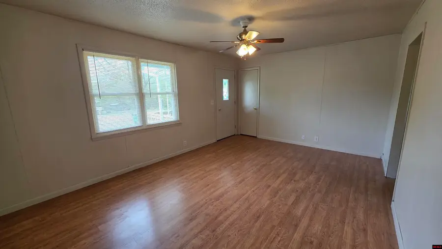 119 W JOHNSON DRIVE, Flippin, AR 72634 - #3