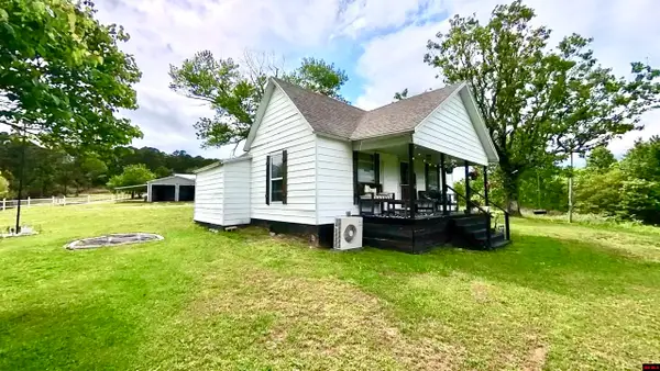 1659 CR 1030, Willow Springs, MO 65793