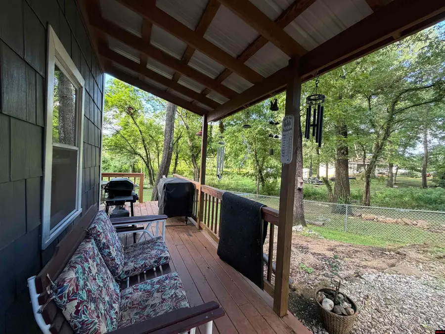 277 N 6TH STREET, Flippin, AR 72634 - #3