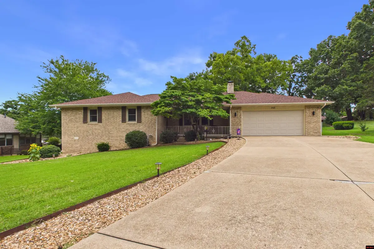 703 PUTTER CIRCLE, Mountain Home, AR 72653 - #1