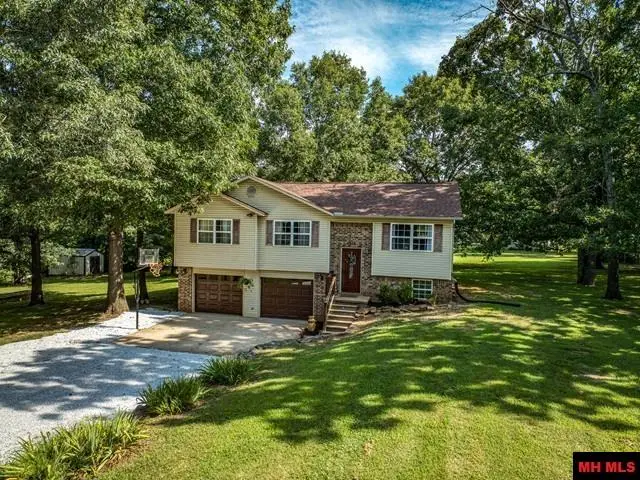 4058 VALLEY ROAD, Harrison, AR 72601 - #3