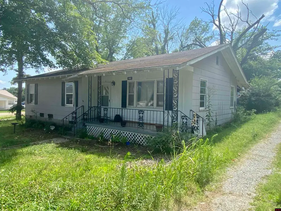 201 N 3RD STREET, Flippin, AR 72634 - #2