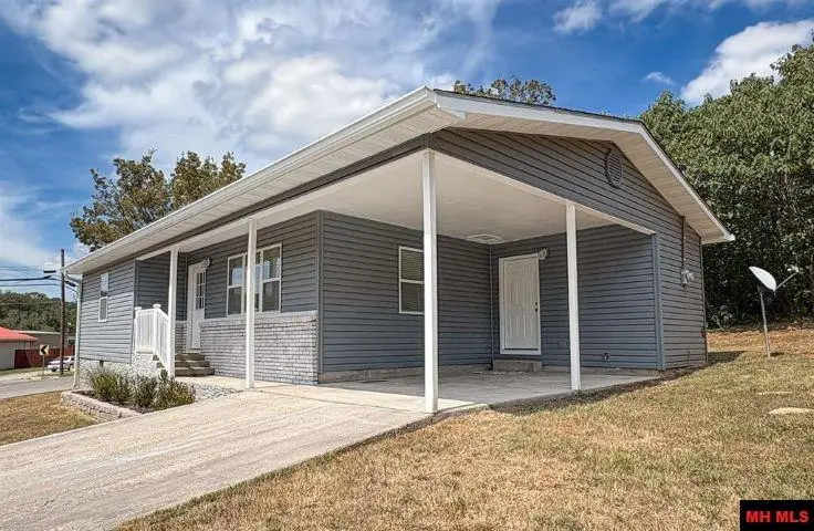 102 E 5TH STREET, Yellville, AR 72687 - #3
