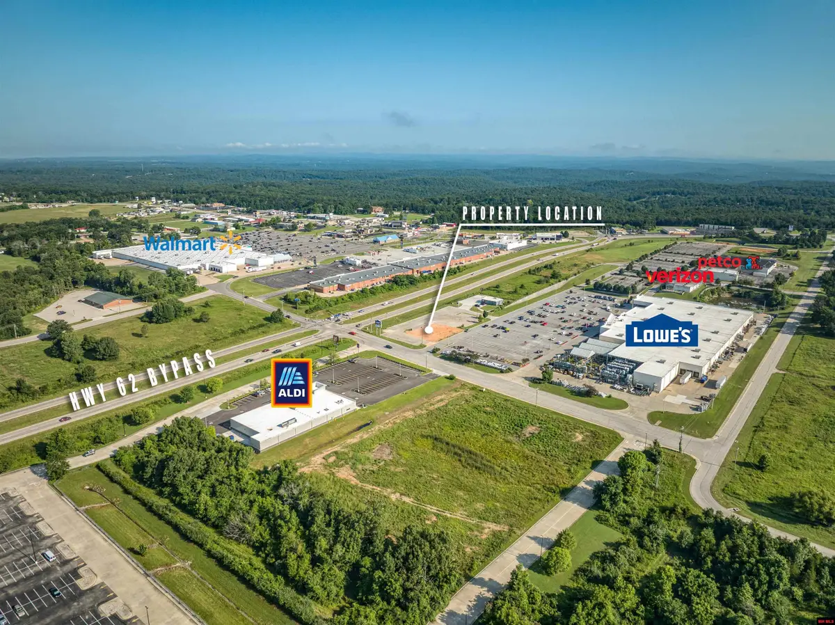 1195 HOMETOWN COMMONS, Mountain Home, AR 72653 - #1
