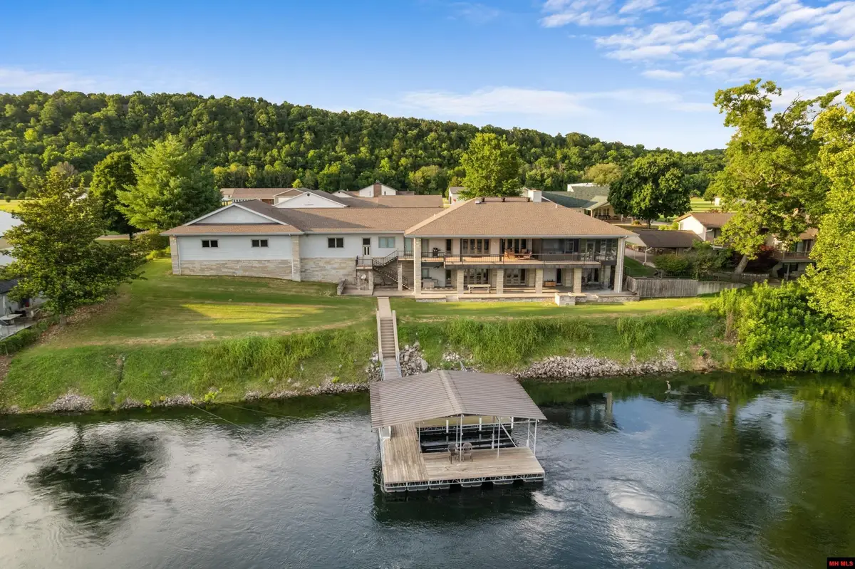 500 VALLEY AIRPORT DRIVE, Cotter, AR 72626 - #1