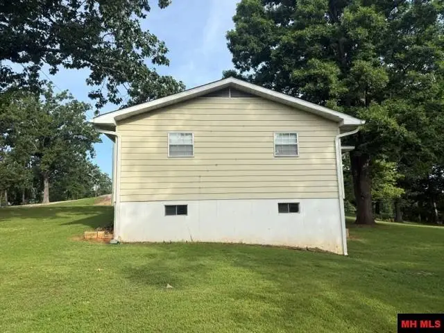 60 FOREST HILLS DRIVE, Mountain Home, AR 72653 - #3