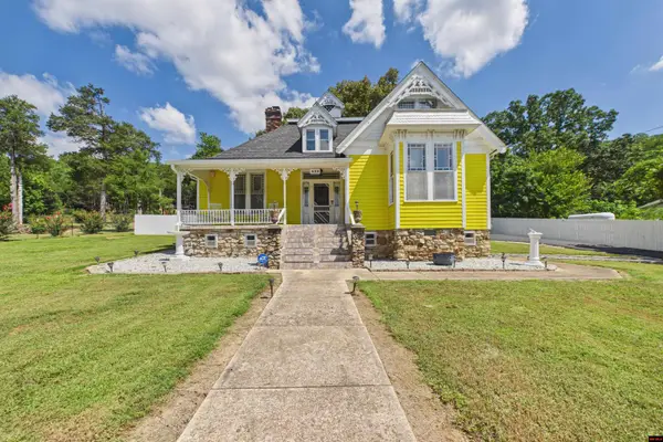 432 E HWY 62, Yellville, AR 72687
