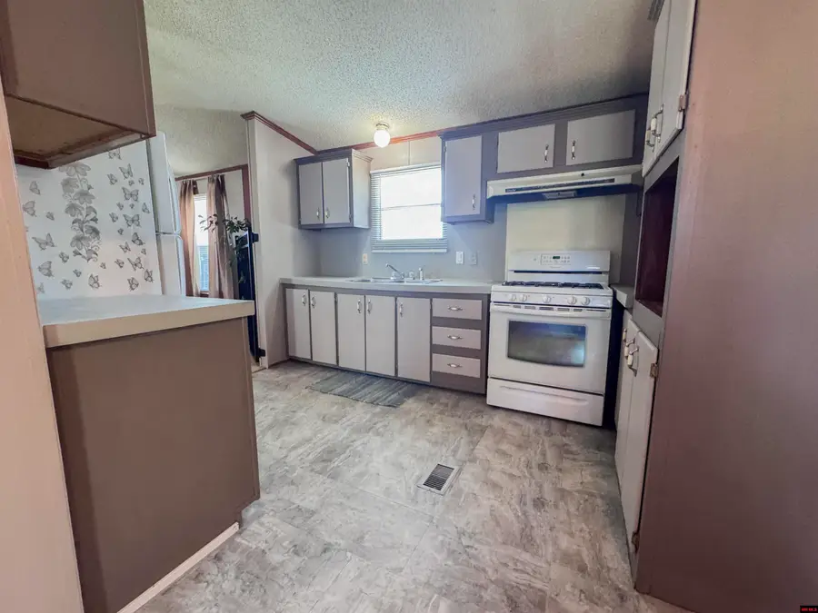 1326 E 9TH STREET, Mountain Home, AR 72653 - #3