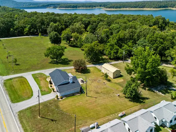 21 MILDRED LANE, Lakeview, AR 72642