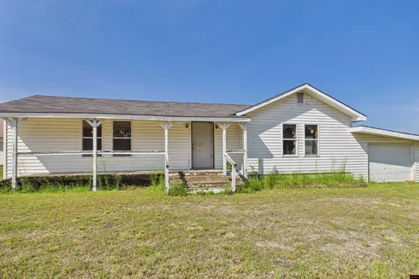 2644 HWY 101, Gamaliel, AR 72537