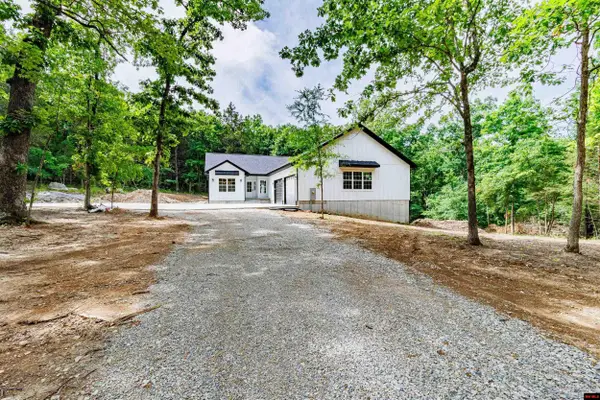 201 CARDINAL TERRACE, Bull Shoals, AR 72619