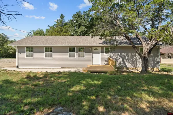 1000 BROADWAY, Yellville, AR 72687