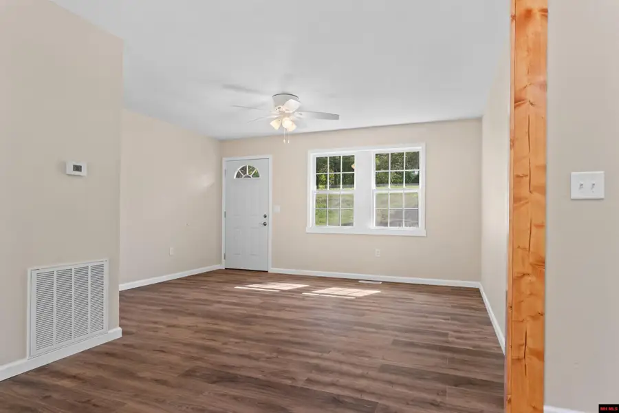 1000 BROADWAY, Yellville, AR 72687 - #3