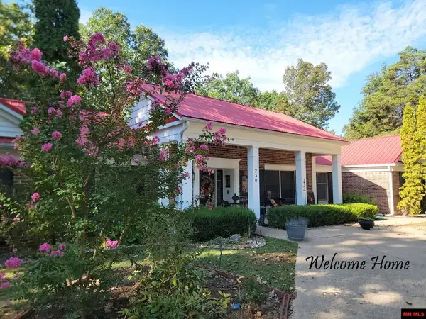 230 WOODSTONE ROAD, Bull Shoals, AR 72619