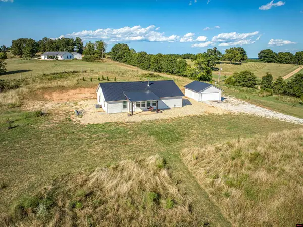 1779 S NC 1600, Compton, AR 72624